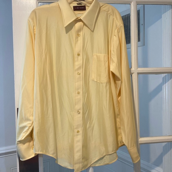 Van Heusen Other - Van Heusen size 17/34-35 Shirt good condition